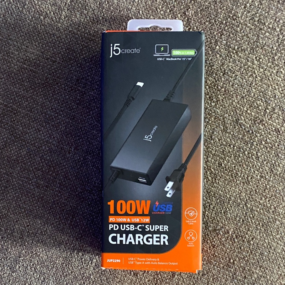 Black PD USB-C Super Charger